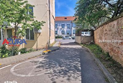 Spațiu comercial, de 55 mp, în Central