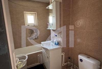 Apartament cu 2 camere decomandat în Sud