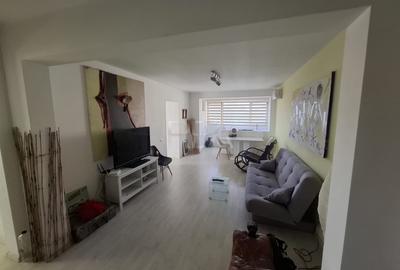 Apartament cu 3 camere semidecomandat, mobilat în Drumul Taberei