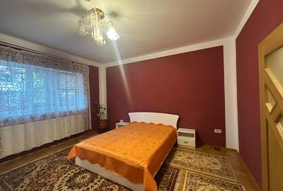 Apartament cu 3 camere, mobilat în Florilor - 18