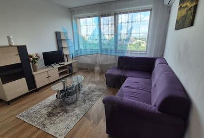 Apartament cu 3 camere semidecomandat, mobilat în Iancului