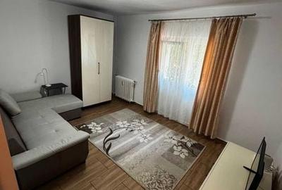 Garsonieră în 9 Mai - 2