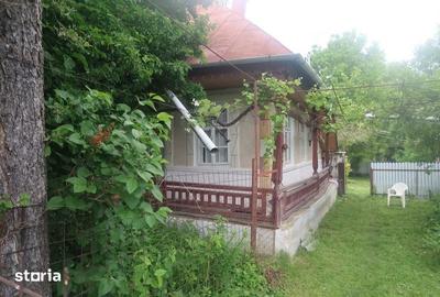 Casă cu 4 camere decomandat cu Teren 1000 Mp în Măgirești - 3