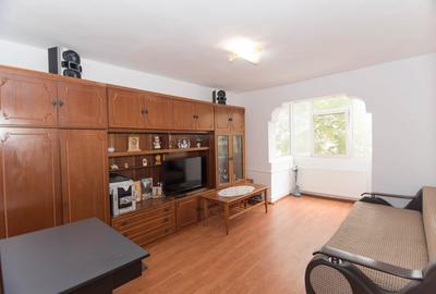 Apartament cu 2 camere decomandat în Războieni