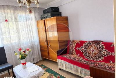 Apartament cu 3 camere decomandat în Alecu Russo