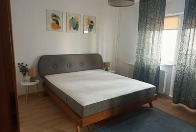 Apartament cu 3 camere decomandat în Eroii Revoluției - 1