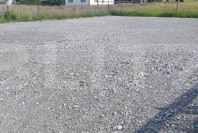 Teren de 9755 mp, în Central