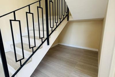 Duplex cu 4 camere cu Canalizare în Giroc - 11