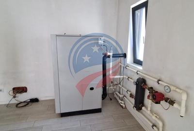 Casă cu 4 camere în Central