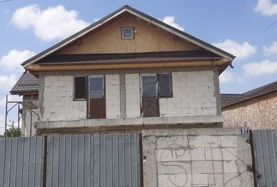 Casă cu 4 camere în Ștefăneștii de Jos - 6