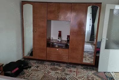 Apartament cu 2 camere decomandat în Micro 15 - 2