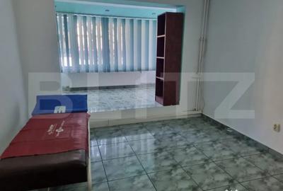 Apartament cu 2 camere decomandat în Decebal