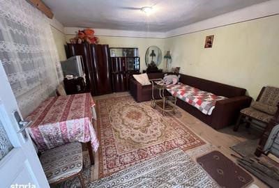 Casă cu 4 camere cu Teren 250 Mp în Pocola - 6