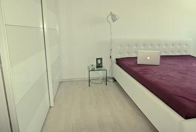 Apartament cu 3 camere decomandat în Cotroceni