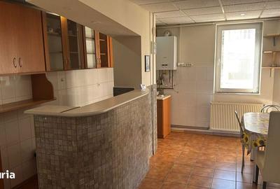 Apartament cu 3 camere în Central - 4