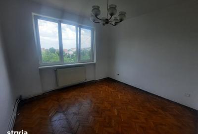 Apartament cu 4 camere în Semicentral - 4