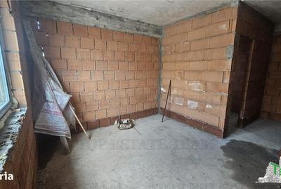 Casă cu 4 camere în Central - 4