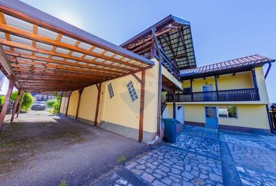 Casă cu 7 camere cu Teren 1000 Mp în Exterior Sud