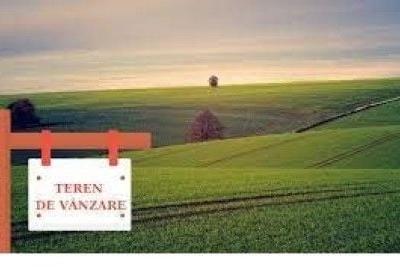 Teren Construcții intravilan de 1528 mp, în Est - 2