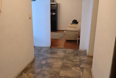 Apartament cu 3 camere decomandat în Drumul Sării - 16
