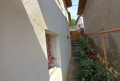 Casă cu 2 camere cu Teren 300 Mp în Central - 13