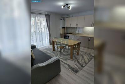 Apartament cu 3 camere semidecomandat, mobilat în Florești