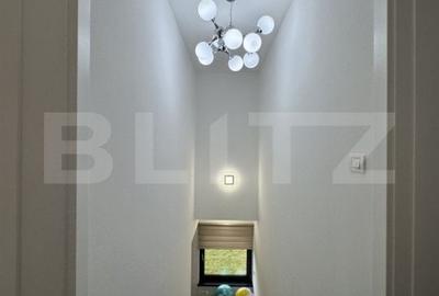 Casă cu 5 camere cu Teren 600 Mp în Central