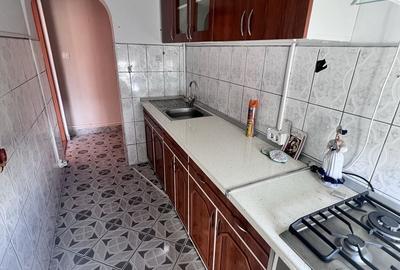 Apartament cu 2 camere decomandat în Micro 6 - 5