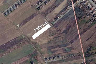Teren de 2500 mp, în Central