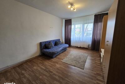 Apartament cu 2 camere decomandat în Spitalul Județean