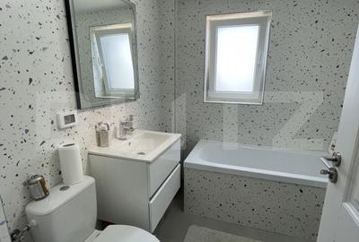 Apartament cu 3 camere semidecomandat în Fălticeni