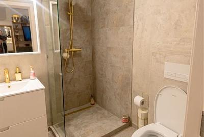 Apartament cu 3 camere decomandat în Faleză