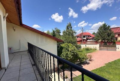 Casă cu 5 camere cu Teren 711 Mp în Pipera