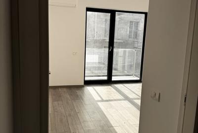 Apartament cu 3 camere semidecomandat în Central - 15