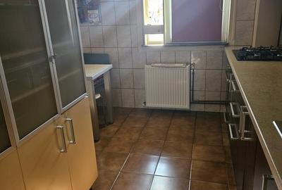 Apartament cu 3 camere semidecomandat în Străulești - 6