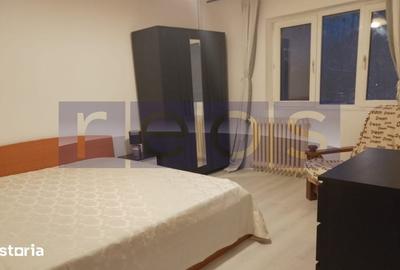 Apartament cu 3 camere decomandat în Centrul Civic