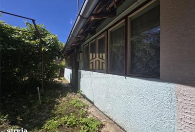 Casă cu 4 camere cu Teren 800 Mp în Podenii Noi