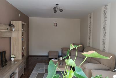 Apartament cu 3 camere decomandat, mobilat în Răcădău - 3