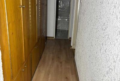Apartament cu 3 camere decomandat în Obcini