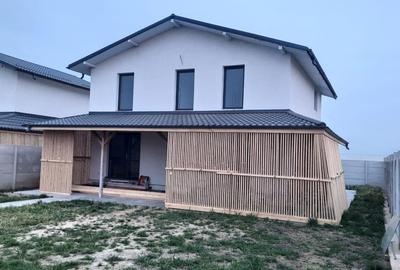 Casă individuală cu 6 camere cu Teren 450 Mp în Bâcu - 2