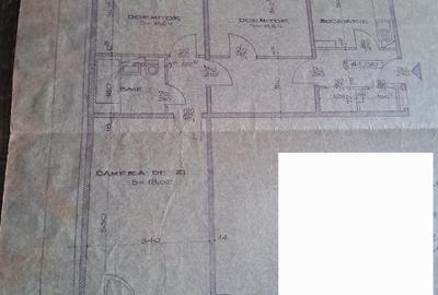Apartament cu 3 camere decomandat în Tineretului