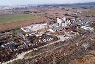 Spațiu industrial, de 25,831 mp, în Periș