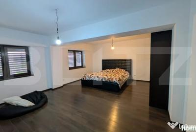 Apartament cu 3 camere semidecomandat în Micro 3 - 5