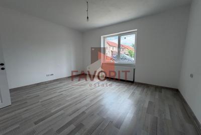 Casă individuală cu 3 camere cu Canalizare în Utvin - 2