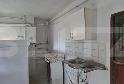 Casă cu 3 camere cu Teren 444 Mp în Central
