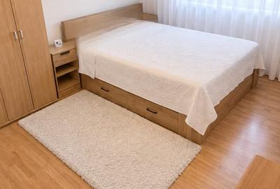 Apartament cu 3 camere decomandat în Semicentral