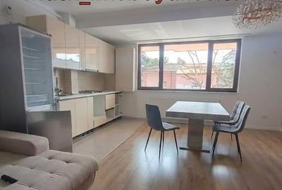 Apartament cu 3 camere semidecomandat în Crângași - 2