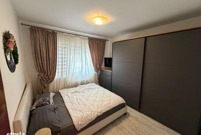 Apartament cu 3 camere decomandat în Lăpuș
