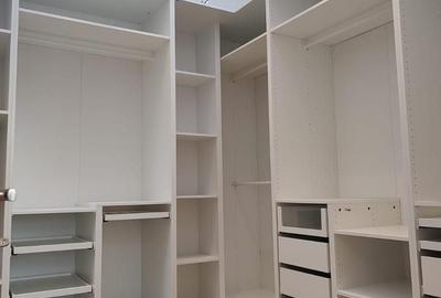 Casă cu 4 camere cu Teren 572 Mp în Corbeanca