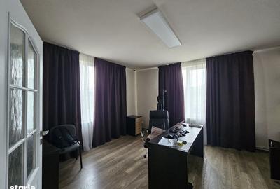 Casă cu 4 camere în Andrei Mureșanu